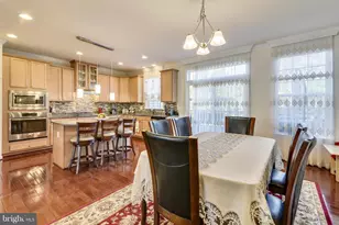 22887 Lacey Oak Terrace, Sterling, VA 20166 - Photo 4