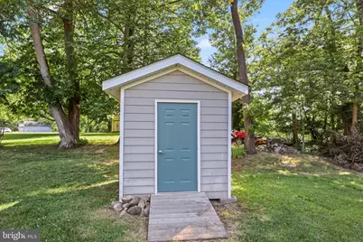 13 S Hughes Street, Hamilton, VA 20158 - Photo 30
