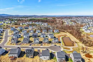 23892 Lenah Crk Ct, Aldie, VA 20105 - Photo 12