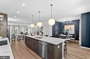 8 Sepia Square, Ashburn, VA 20147 - Photo 4