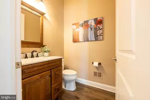 25766 Forerunner Ln, Aldie, VA 20105 - Photo 14