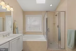 20660 Muddy Harbour Square, Sterling, VA 20165 - Photo 26