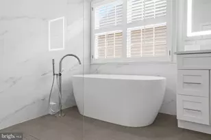 19829 Bethpage Ct, Ashburn, VA 20147 - Photo 30