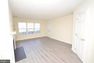 625 Constellation Square SE, Leesburg, VA 20175 - Photo 4