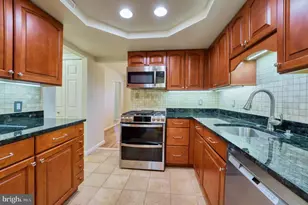 253 Willow Terrace, Sterling, VA 20164 - Photo 10