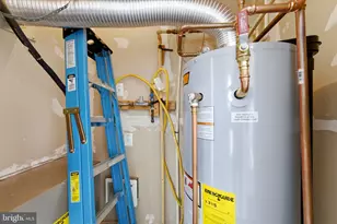 42539 Mayflower Terrace, Brambleton, VA 20148 - Photo 28