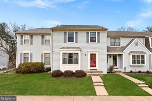 27 Haxall Ct, Sterling, VA 20165 - Photo 1