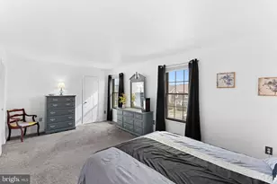 27 Haxall Ct, Sterling, VA 20165 - Photo 22