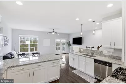 25349 Wakestone Park Terrace, Chantilly, VA 20152 - Photo 8