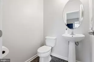 25349 Wakestone Park Terrace, Chantilly, VA 20152 - Photo 36