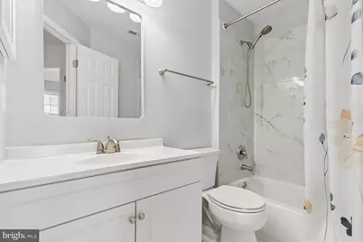 25462 Upper Clubhouse Drive, Chantilly, VA 20152 - Photo 22