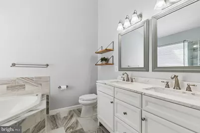 25462 Upper Clubhouse Drive, Chantilly, VA 20152 - Photo 18