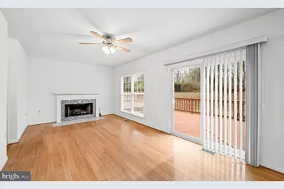 429 Deerpath Avenue SW, Leesburg, VA 20175 - Photo 8