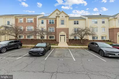 1130 Huntmaster Terrace NE #201, Leesburg, VA 20176 - Photo 2