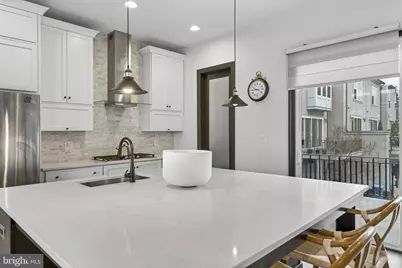 23132 Brooksbank Square, Brambleton, VA 20148 - Photo 24