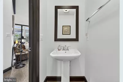 23132 Brooksbank Square, Brambleton, VA 20148 - Photo 32