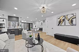 708 W Jasper Ct, Sterling, VA 20164 - Photo 8