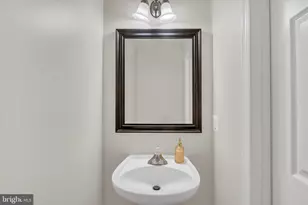 43055 Candlewick Square, Leesburg, VA 20176 - Photo 16