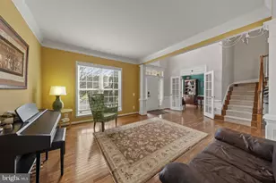43774 Brownburg Pl, Chantilly, VA 20152 - Photo 12