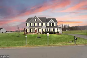 38373 Coralberry Pl, Lovettsville, VA 20180 - Photo 1