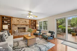 14351 Rosefinch Cir, Leesburg, VA 20176 - Photo 32