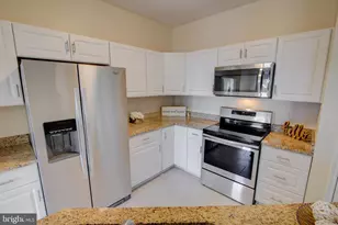 676 Gateway Dr SE, Leesburg, VA 20175 - Photo 10