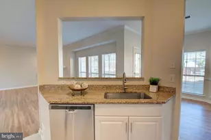 676 Gateway Dr SE, Leesburg, VA 20175 - Photo 14