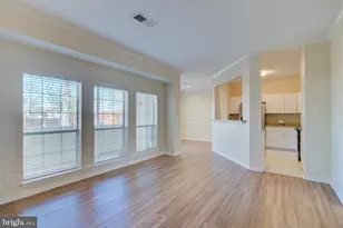 676 Gateway Dr SE, Leesburg, VA 20175 - Photo 8