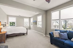 22879 Courtland Park Dr, Brambleton, VA 20148 - Photo 32