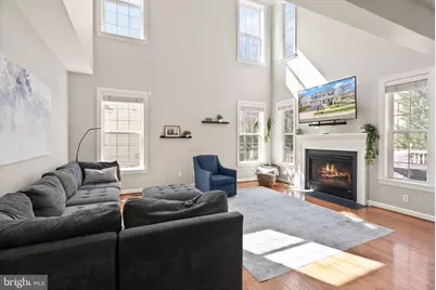 22879 Courtland Park Drive, Brambleton, VA 20148 - Photo 6