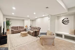 22879 Courtland Park Dr, Brambleton, VA 20148 - Photo 60