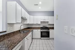 46353 Villa Square, Potomac Falls, VA 20165 - Photo 10