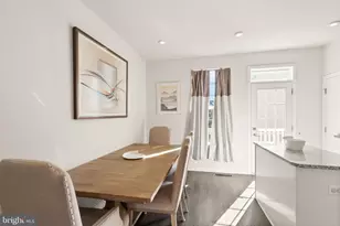 42582 Antonia Ter, Sterling, VA 20166 - Photo 16