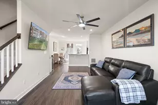 42582 Antonia Ter, Sterling, VA 20166 - Photo 8