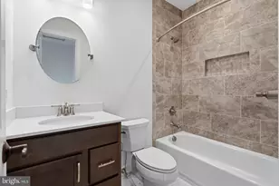 20285 Redrose Dr, Sterling, VA 20165 - Photo 48