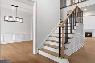 20285 Redrose Dr, Sterling, VA 20165 - Photo 12