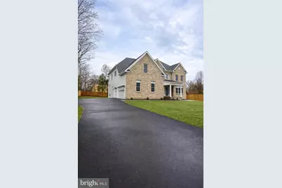 20285 Redrose Drive, Sterling, VA 20165 - Photo 4