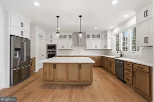 20285 Redrose Dr, Sterling, VA 20165 - Photo 24