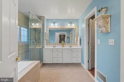 20547 Birchfield Place, Sterling, VA 20165 - Photo 32