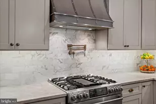 20547 Birchfield Pl, Sterling, VA 20165 - Photo 18