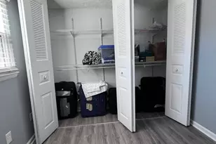 307 Brethour Ct, Sterling, VA 20164 - Photo 6