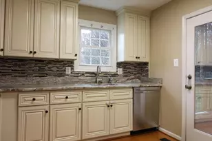 234 E Juniper Ave, Sterling, VA 20164 - Photo 8