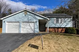 234 E Juniper Ave, Sterling, VA 20164 - Photo 1