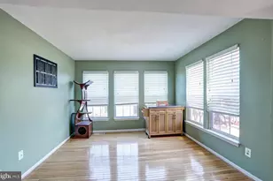 102 Cagney Terrace SE, Leesburg, VA 20175 - Photo 10