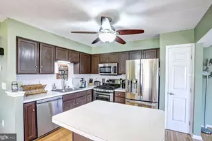 102 Cagney Terrace SE, Leesburg, VA 20175 - Photo 8