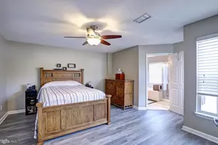 102 Cagney Terrace SE, Leesburg, VA 20175 - Photo 16