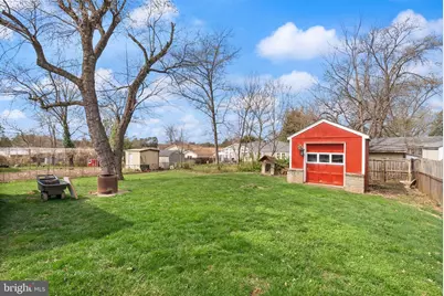 107 N Aspen Avenue, Sterling, VA 20164 - Photo 24