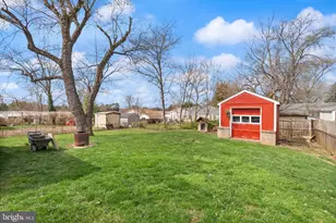 107 N Aspen Ave, Sterling, VA 20164 - Photo 24