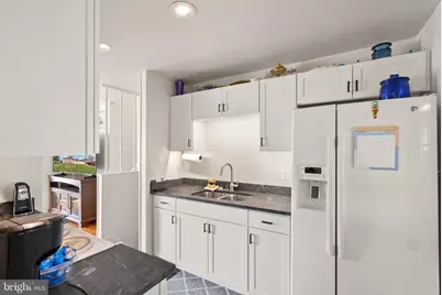 107 N Aspen Avenue, Sterling, VA 20164 - Photo 6