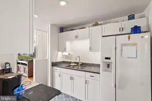 107 N Aspen Ave, Sterling, VA 20164 - Photo 6